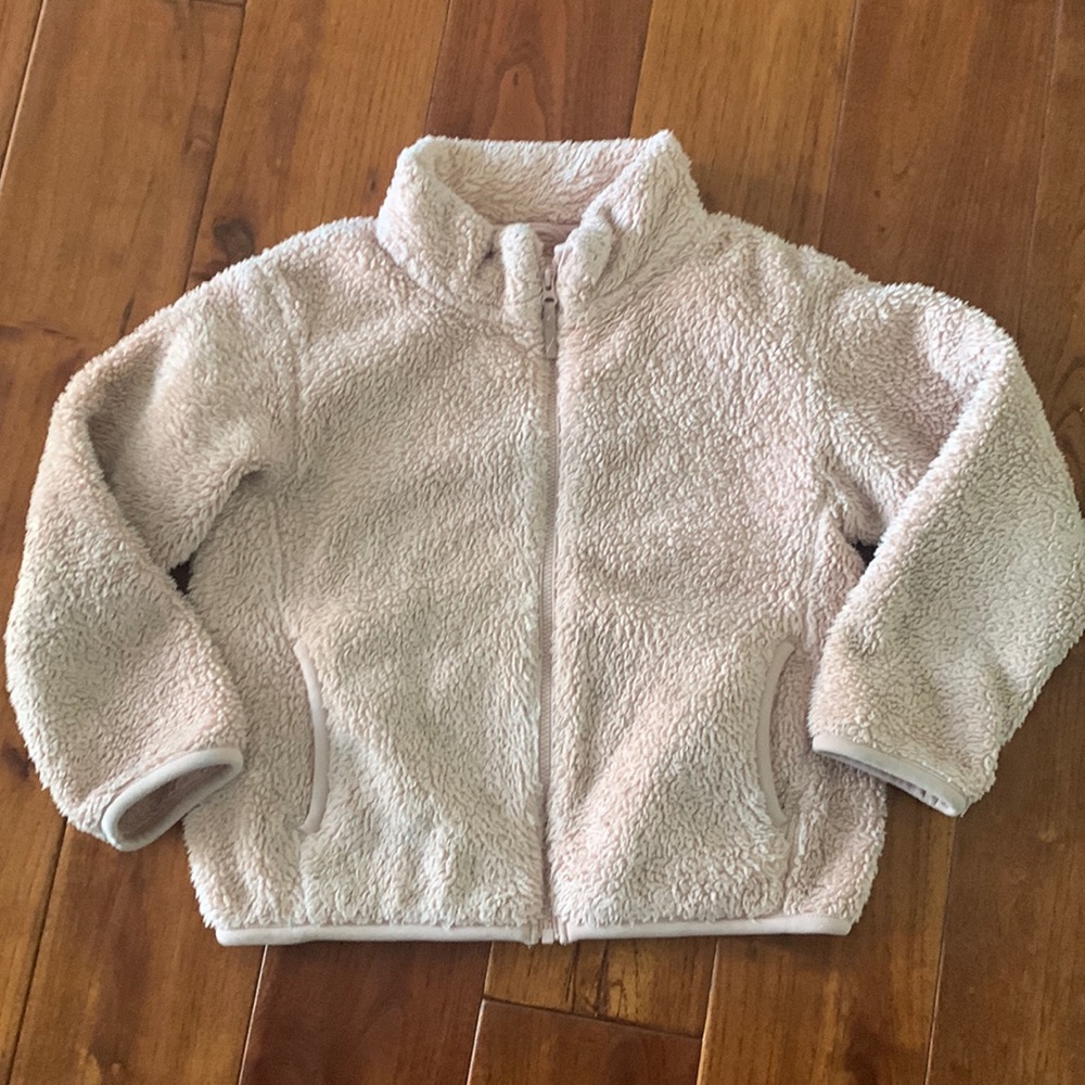 Uniqlo Kids Jacket Size 5-6 Pink Full Zip Pockets Shaggy Fuzzy Soft